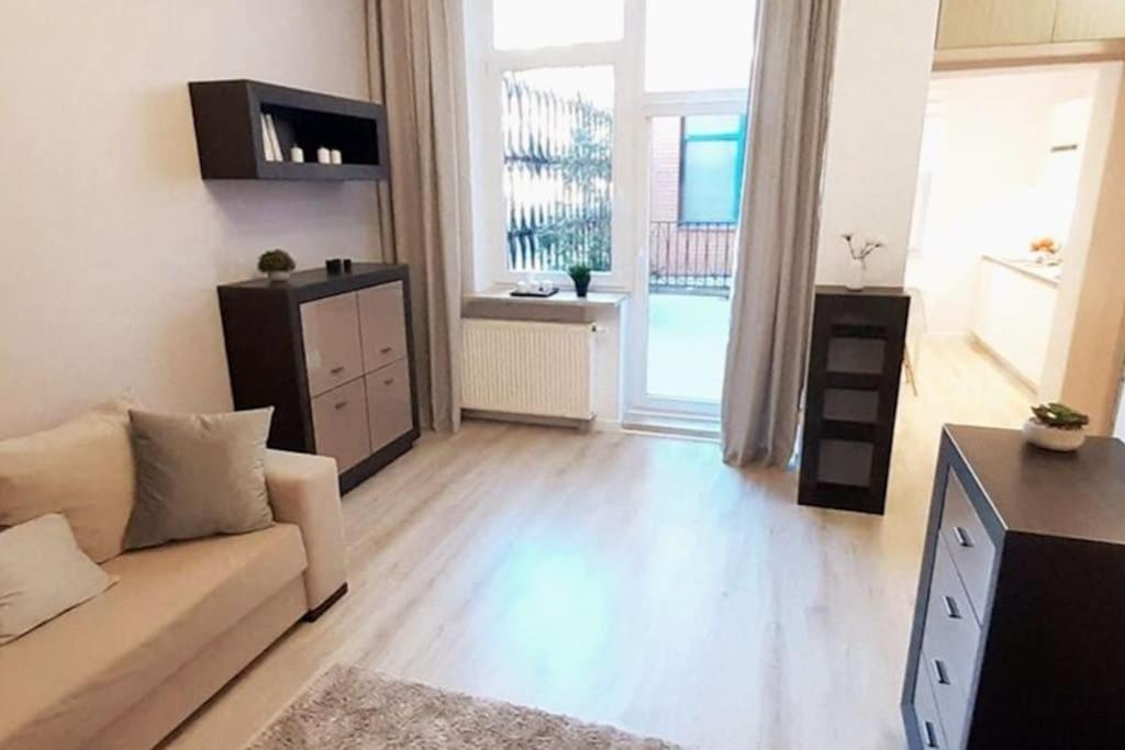 Rondo Onz Metro, Krochmalna 32A Street Varsovia Exterior foto